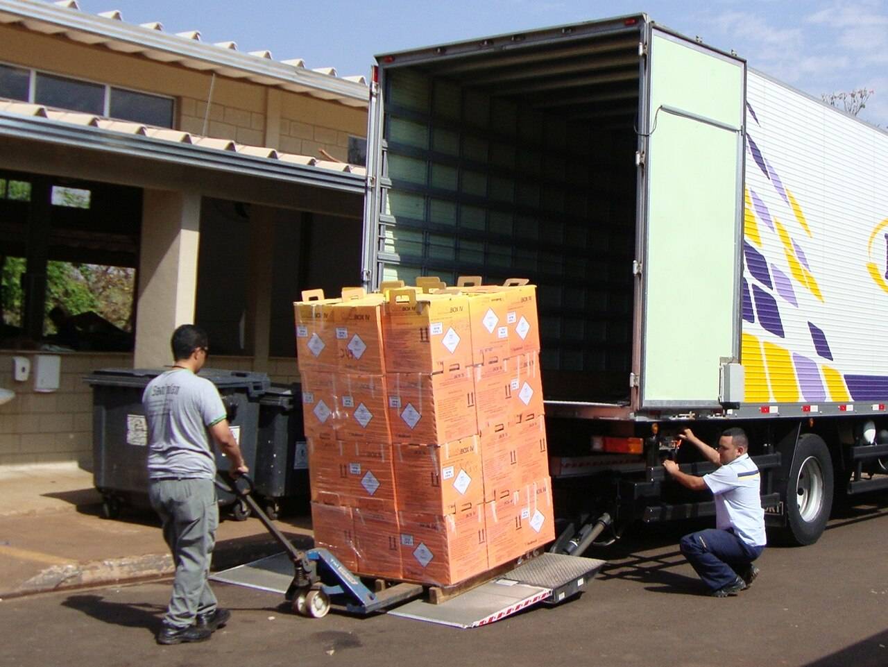 Transporte de Resíduos Químicos Perigosos